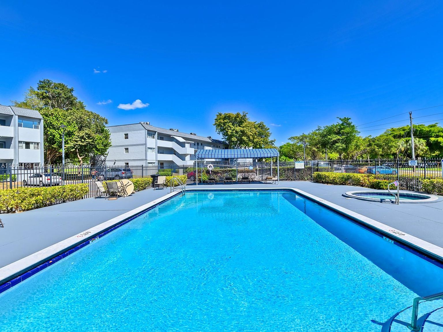 8401 Lagos De Campo Blvd APT 210V