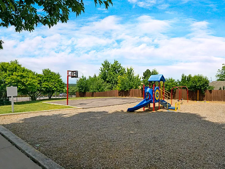 Arvada Green — Photo 14