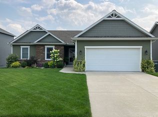 2346 Saint Charles Ave, South Bend, IN 46614