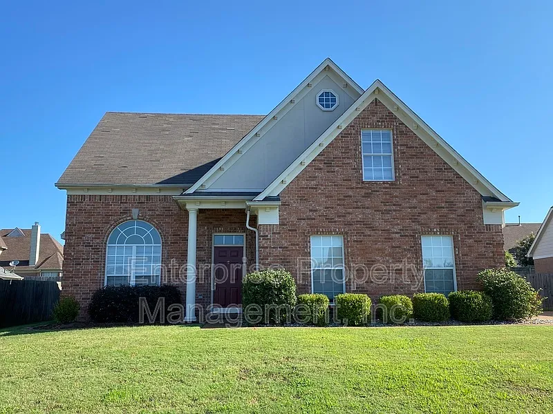 10204 Sutton Ridge Ln