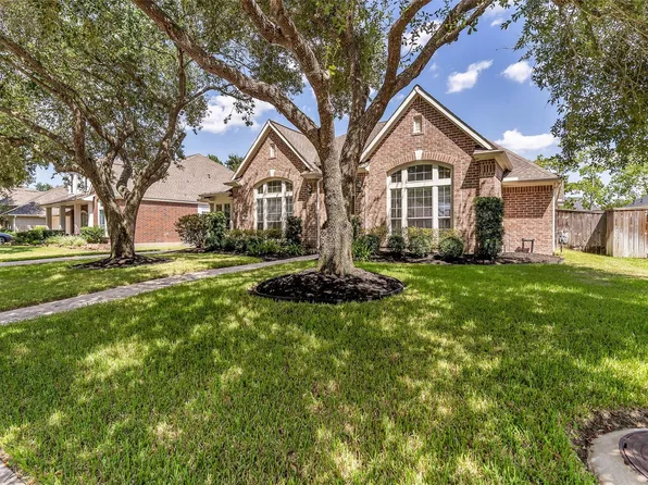 14734 Ramblebrook Ln, Humble, TX 77396