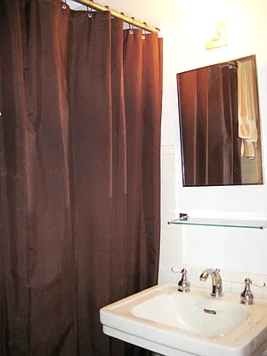 Rented by Segallis Real Estate | media 22