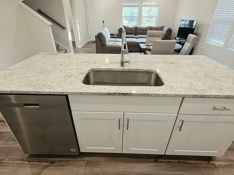 Kitchen/Livingroom