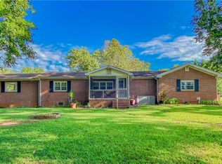 235 Crooks Rd, Seneca, SC 29678