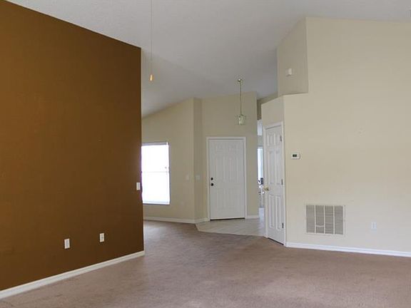 3rd image of 242 High Point Dr