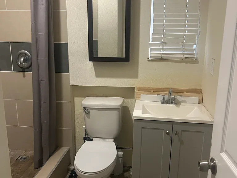 13744 Dellbrook St #1-M — Photo 2