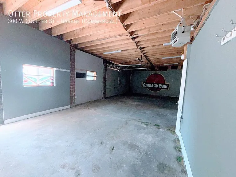 300 W Coulter St #GARAGE COMMERCIAL — Photo 9