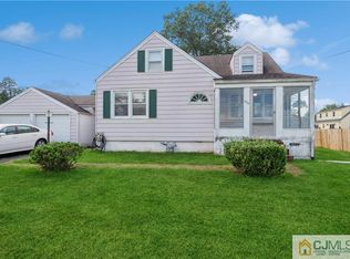 440 Longfellow Ave, Piscataway, NJ 08854