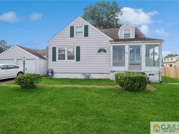 440 Longfellow Ave, Piscataway, NJ 08854