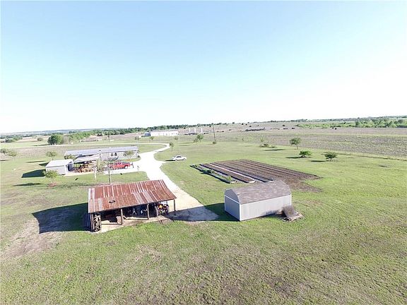 5th image of 100 Hill County Road 4415