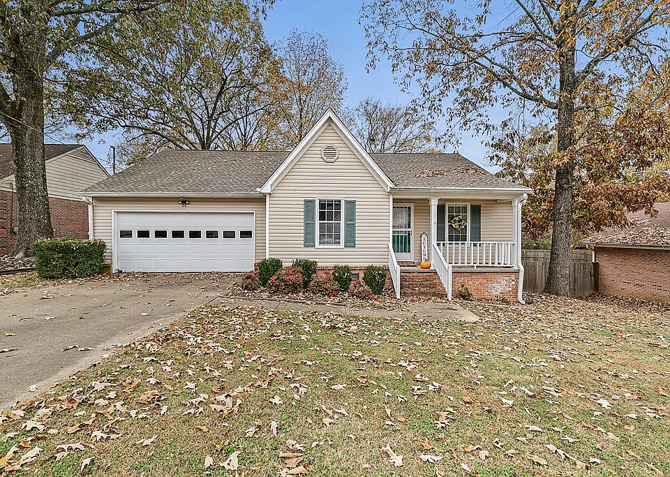 1st image of 31 Autumn Valley Dr