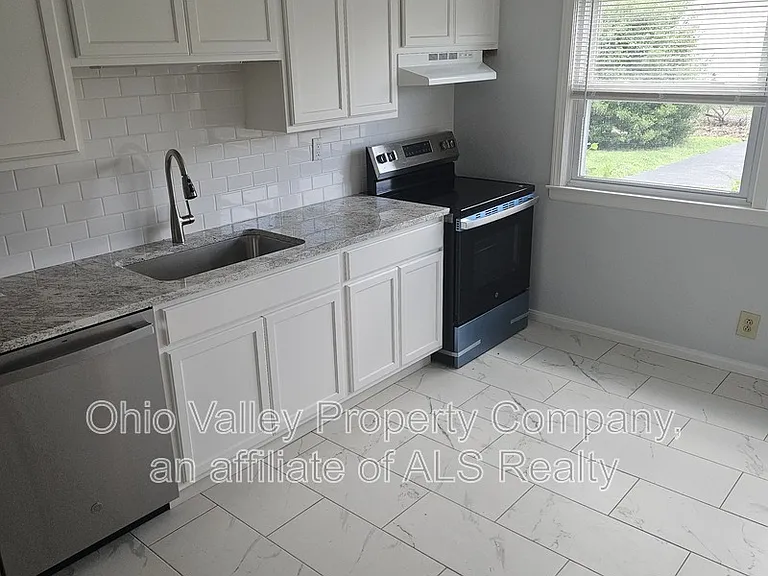 2915 Abigail Dr #1 — Photo 1