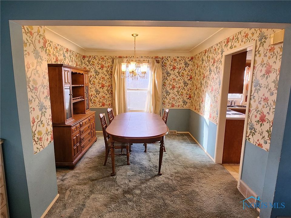 5923 Meadowvale Dr, Toledo, OH 43613 Zillow