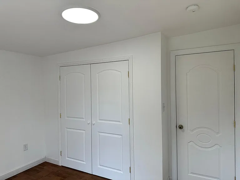 507 Jackson St — Photo 4