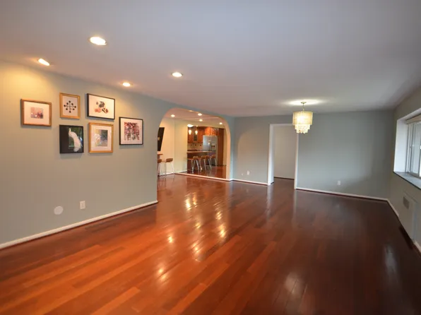 2445 East Ave APT 2, Rochester, NY 14610