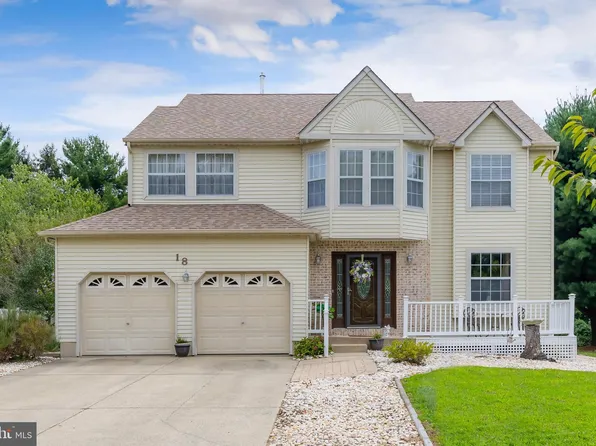 18 Marni Ct, Sewell, NJ 08080