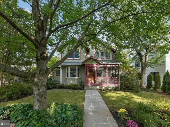 6819 Delaware St, Chevy Chase, MD 20815