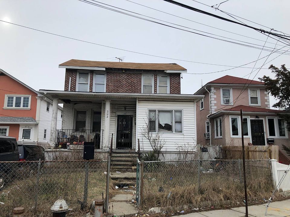 1st image of 303 Beach 25th St