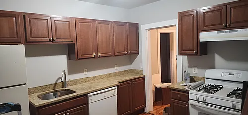 640 River St #2A Photo 1