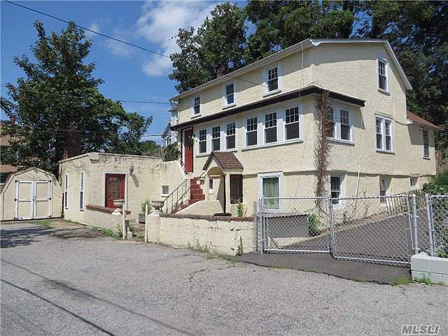 1st image of 19 Irving Ct