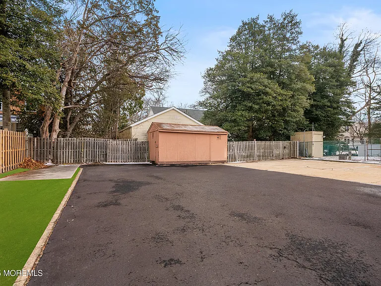 221 Belmar Ave — Photo 25