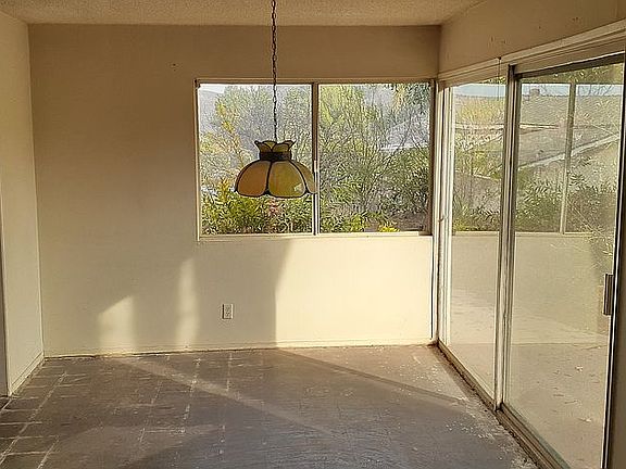 3rd image of 1728 E Calle Zocalo