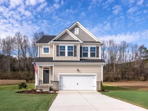 176 Van Winkle St, Lillington, NC 27546