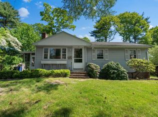 19 Grant Cir, Sharon, MA 02067