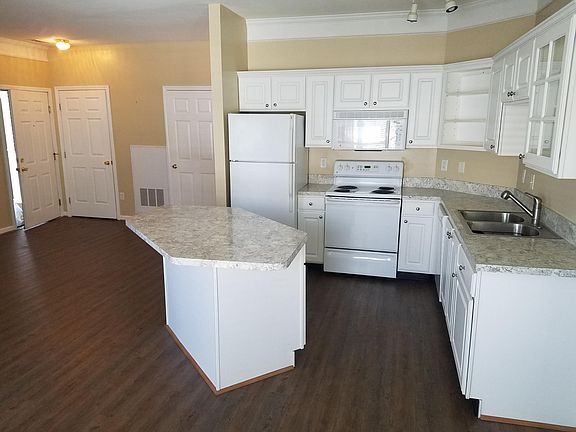 2nd image of 9168 Yarmouth Dr