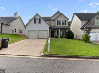 354 Shady Gln, Dallas, GA 30132