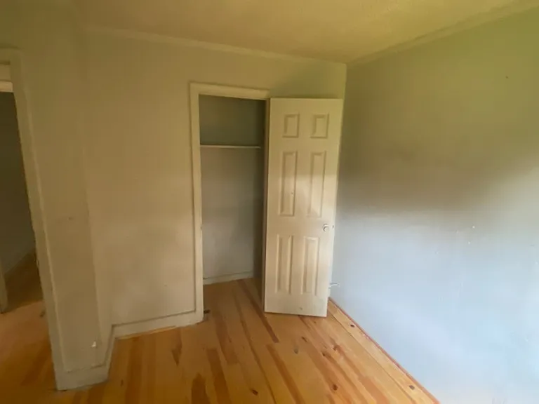 5112 Clayton Dr — Photo 4