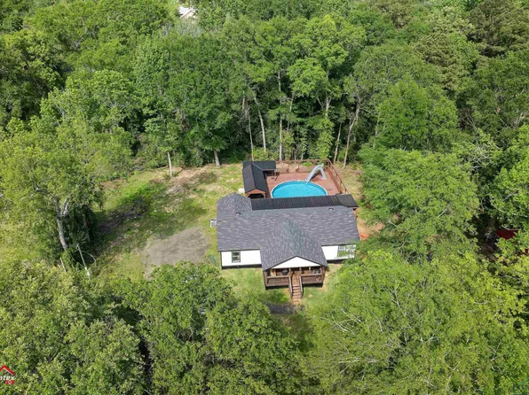 538 Timpson St, Timpson, TX 75975