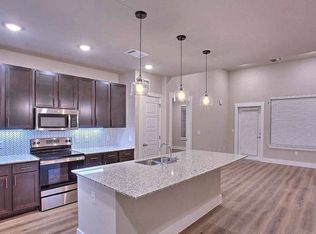Hunters Creek Apartments, Denton, TX 76210
