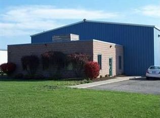 4907 I D A Park Dr, Lockport, NY 14094