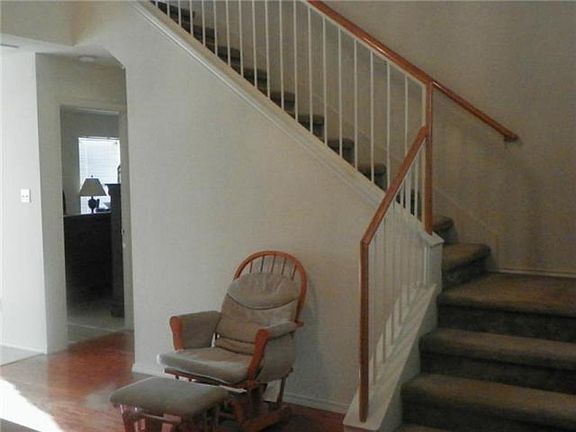 5th image of 2694 Bradley Ln