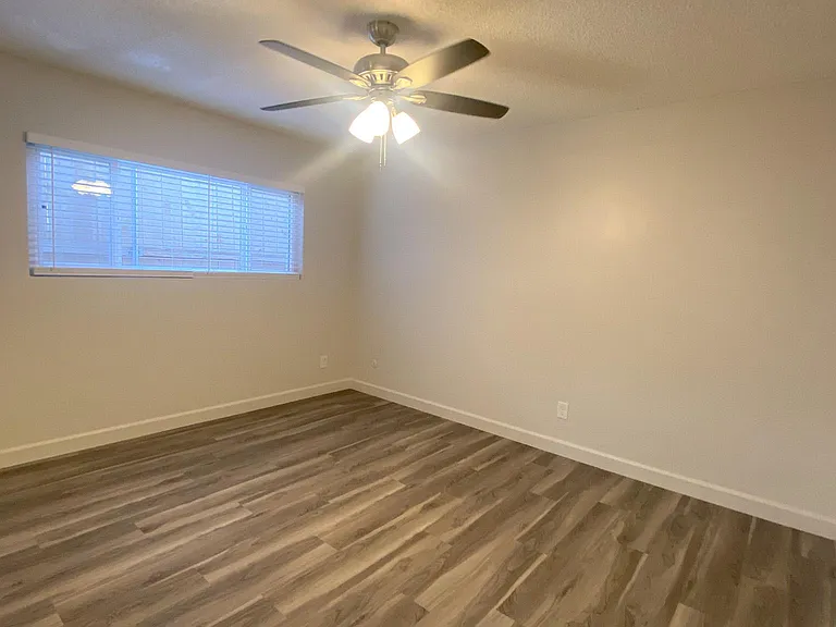 4265 Altadena Ave #4 — Photo 14