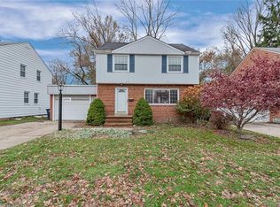 4896 Oakland Dr, Lyndhurst, OH
