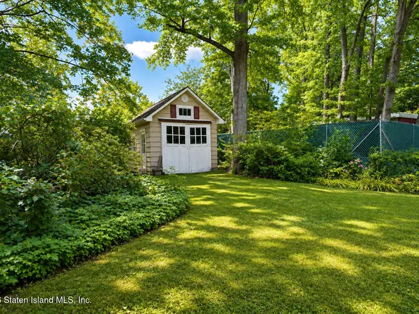 144 Great Kills Rd Cover view