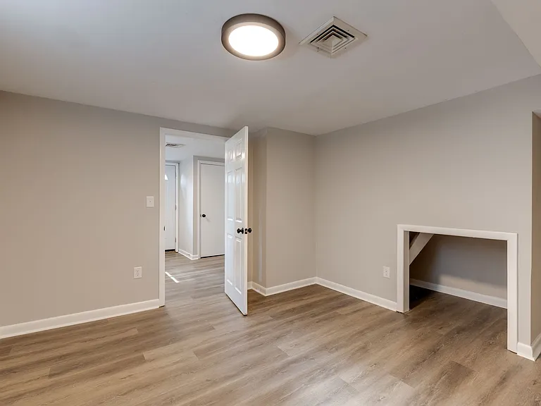2313 Sunset Pl — Photo 14