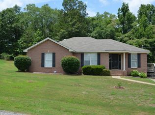 112 Lakeshore Dr, Pike Road, AL 36064