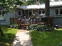 Beautiful Lakefront Cottage,Landscaped Yard,Enjoy every season in this home!