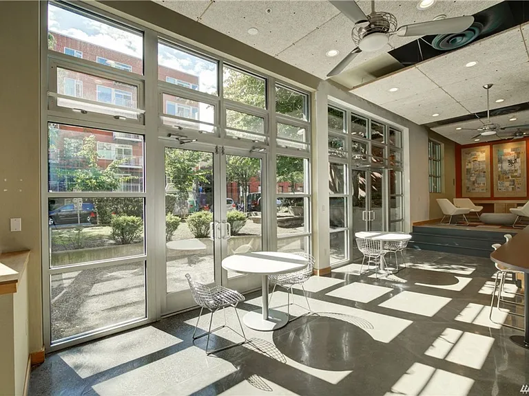 1620 Belmont Ave #221 — Photo 17