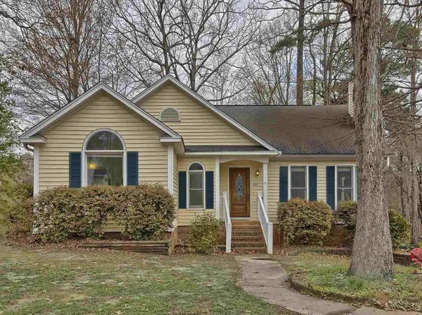 201 Saddlebrooke Rd, Lexington, SC 29072