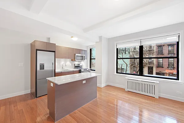 Rented by Stonehenge NYC LLC | media 5