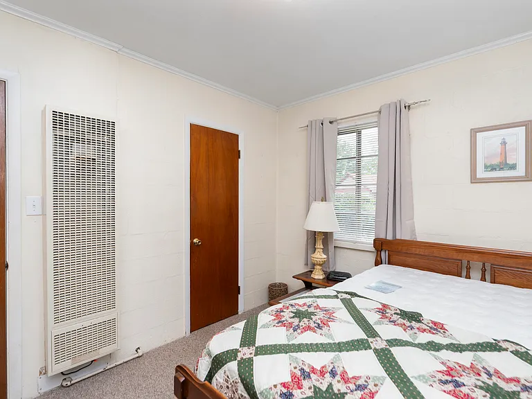 130 N Jefferson St — Photo 9