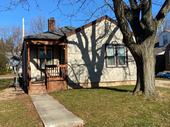 413 10th Pl, La Salle, IL 61301