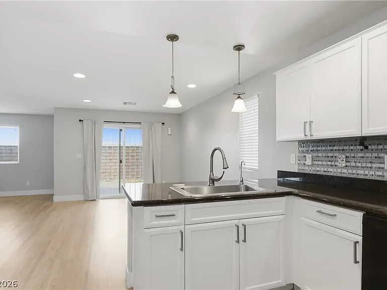 8910 Marble Light Ave — Photo 13