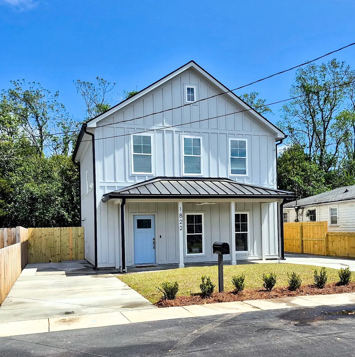 Building Photo - 1822 Doscher Ave