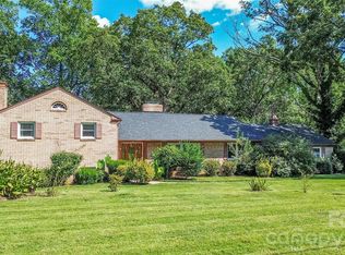 234 Edgewood Dr, Statesville, NC 28625