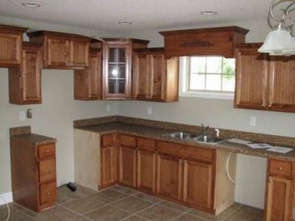 3rd image of 220 S Beckingham Dr